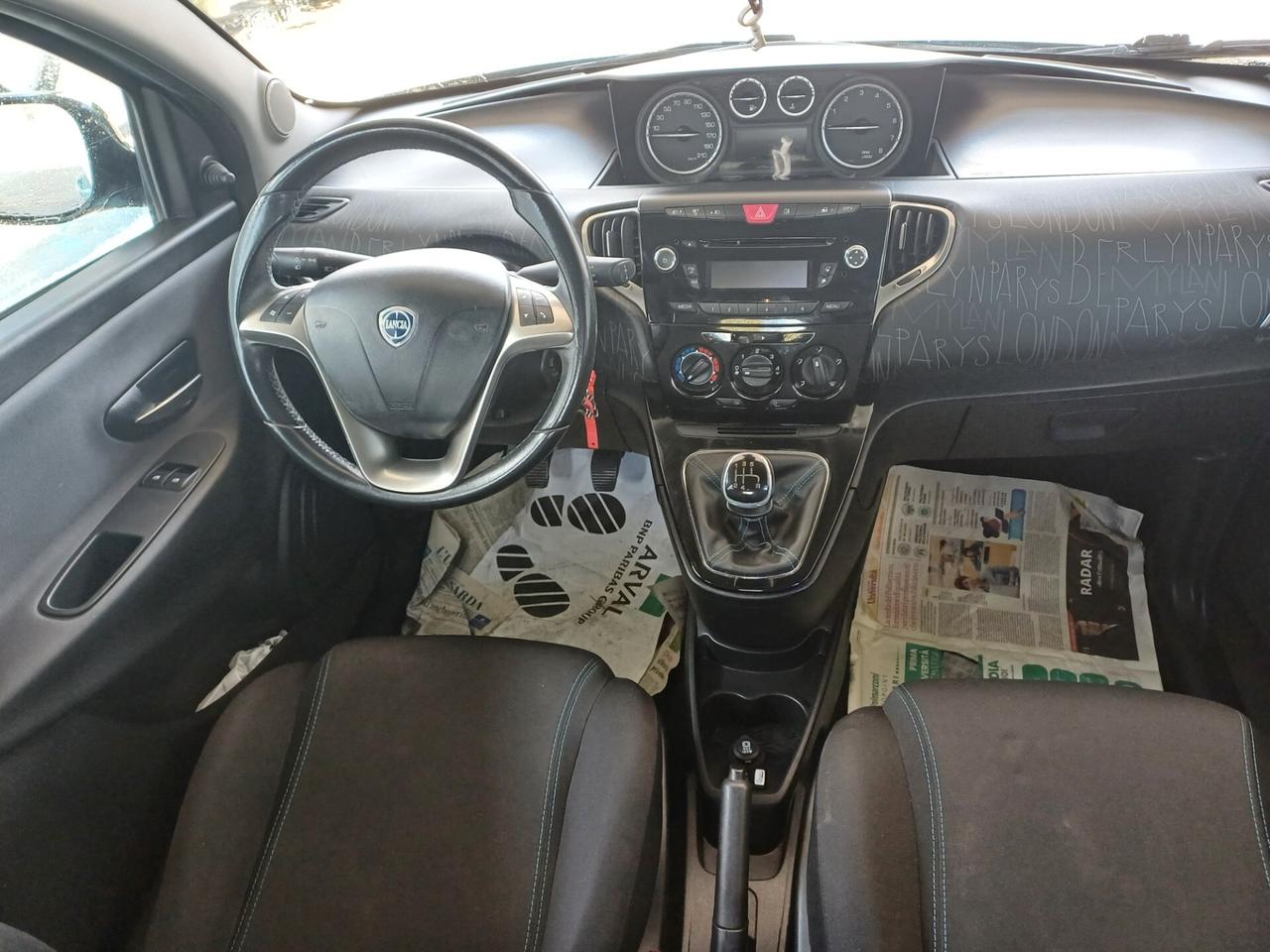 Lancia Ypsilon 1.2 69 CV 5 porte S&S Gold 2014