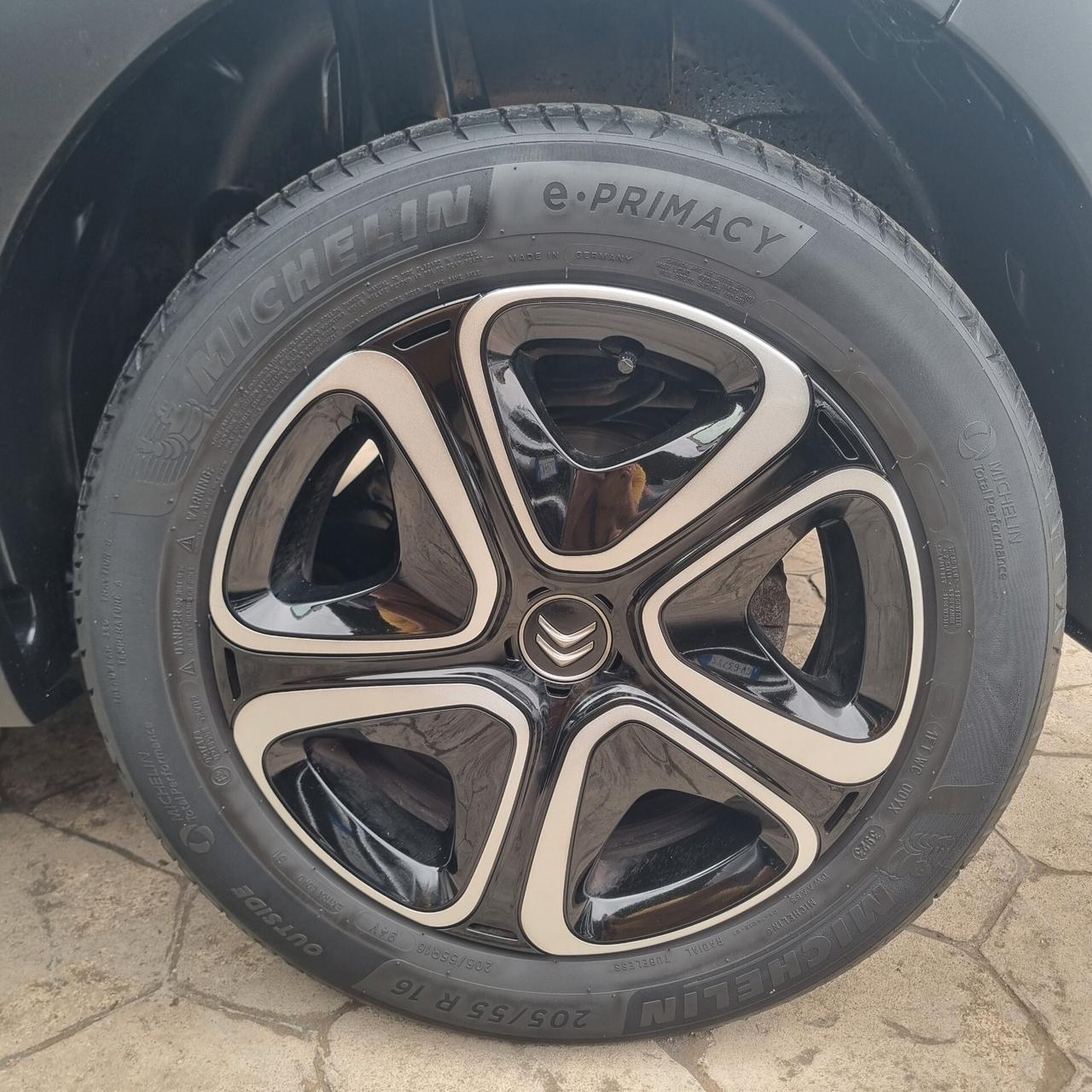 Citroen C3 BlueHDi 100 S&S Shine Pack
