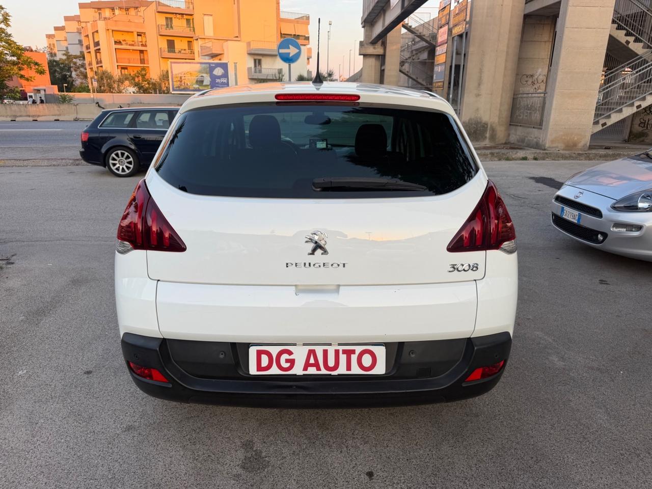 Peugeot 3008 1.6 HDi 115CV Allure 2013
