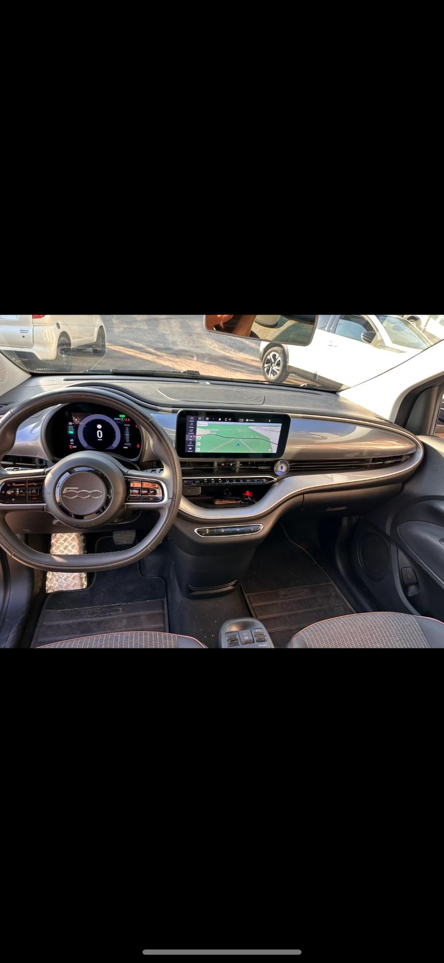 Fiat 500 Icon Berlina 42 kWh