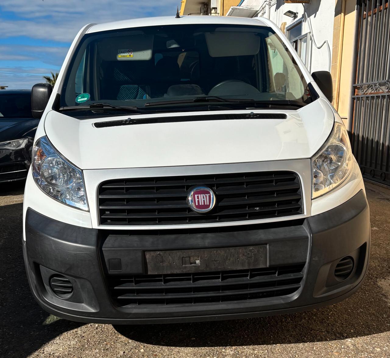 Fiat Scudo 1.6 Cc, 90 CV con scaffalatura interna