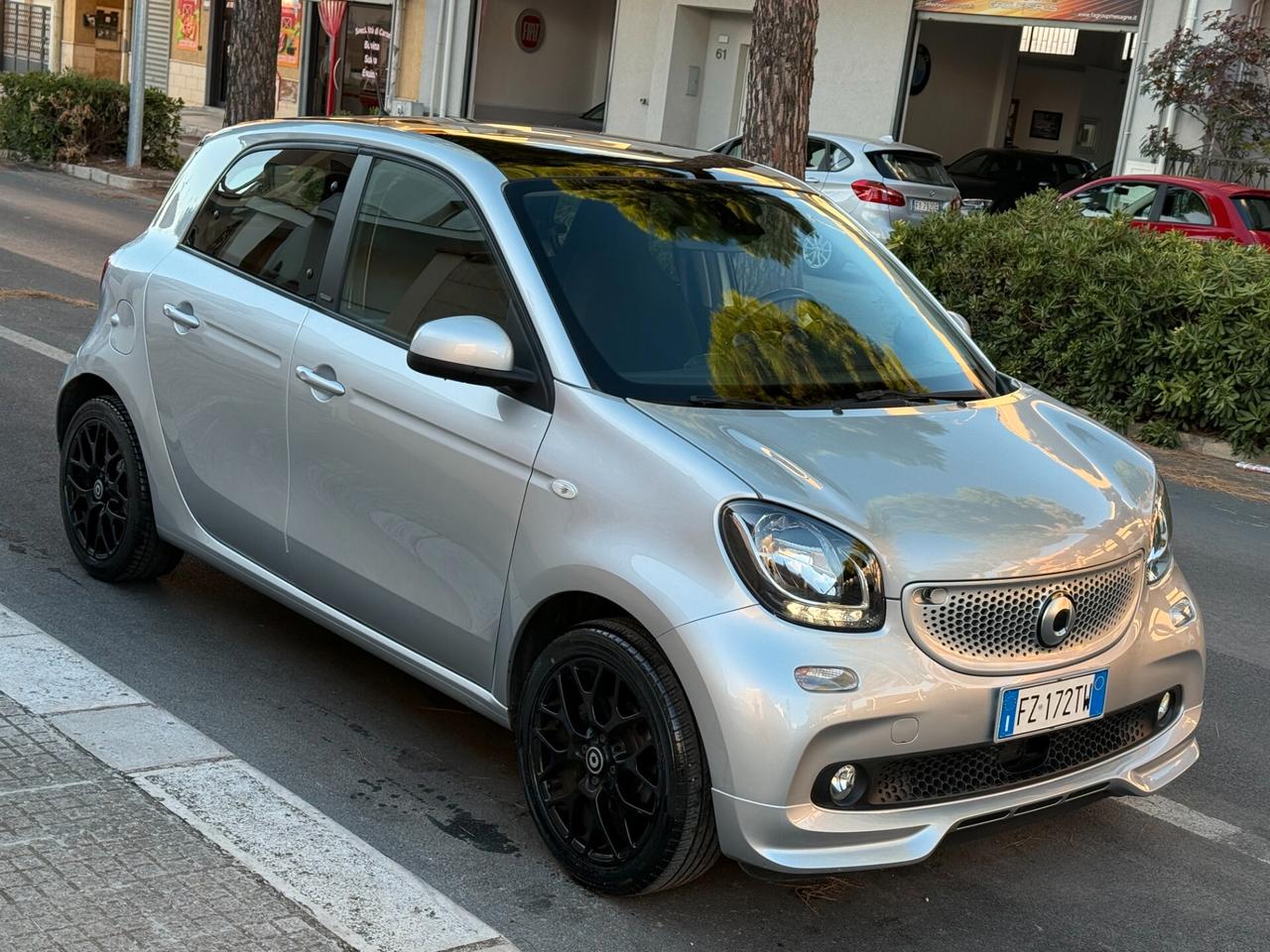 Smart ForFour 70 1.0 twinamic Passion TETTO LED