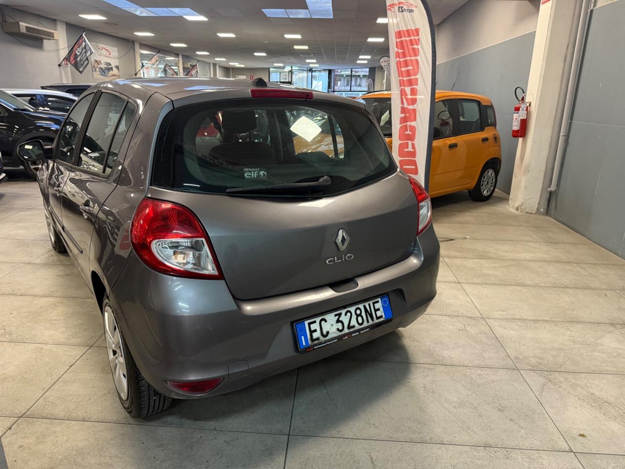 Renault Clio 1.2 16V 5P. Dynamique 75CV Ok Neopatentati
