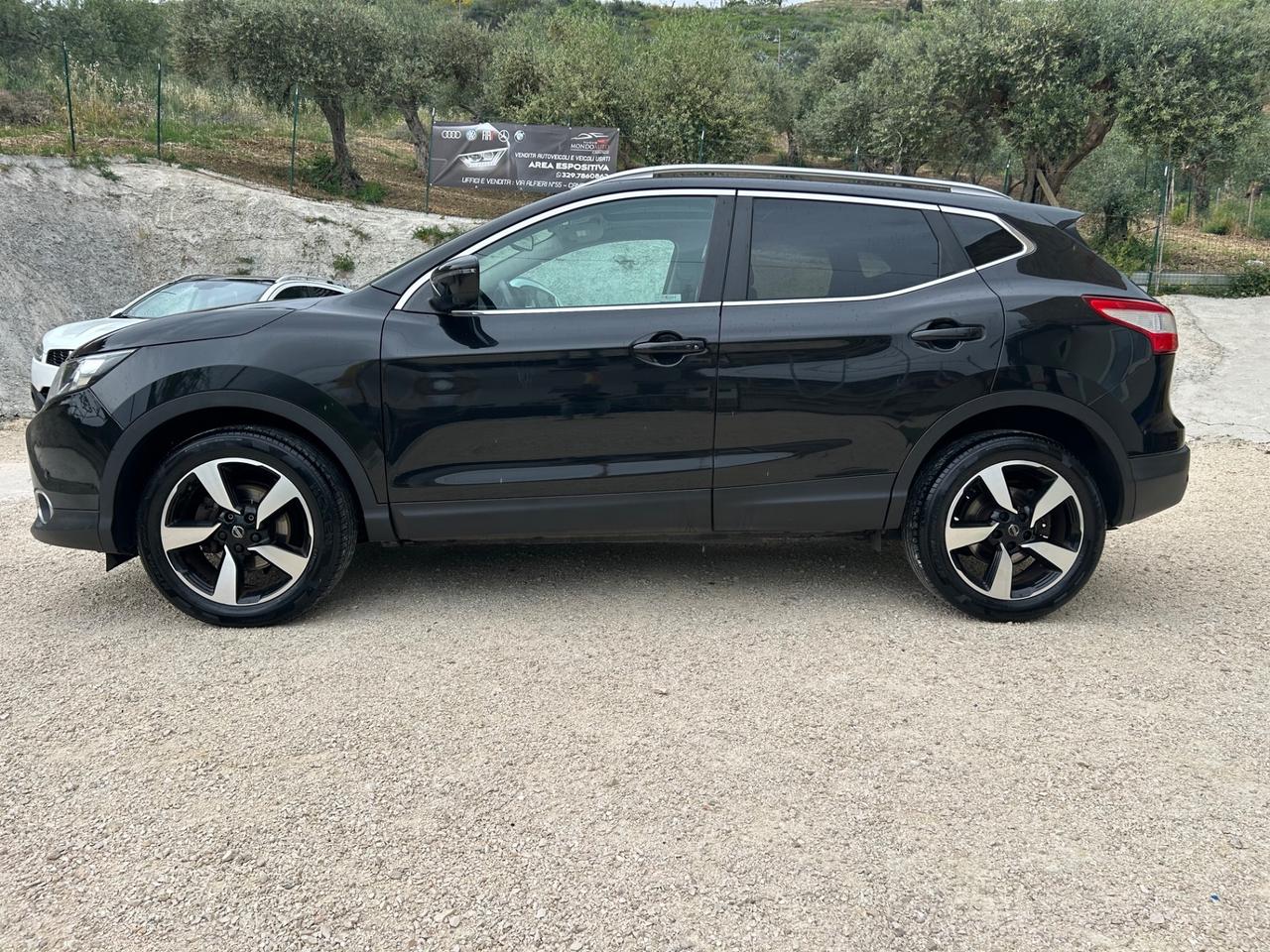 Nissan Qashqai 1.5 dCi N-Connecta