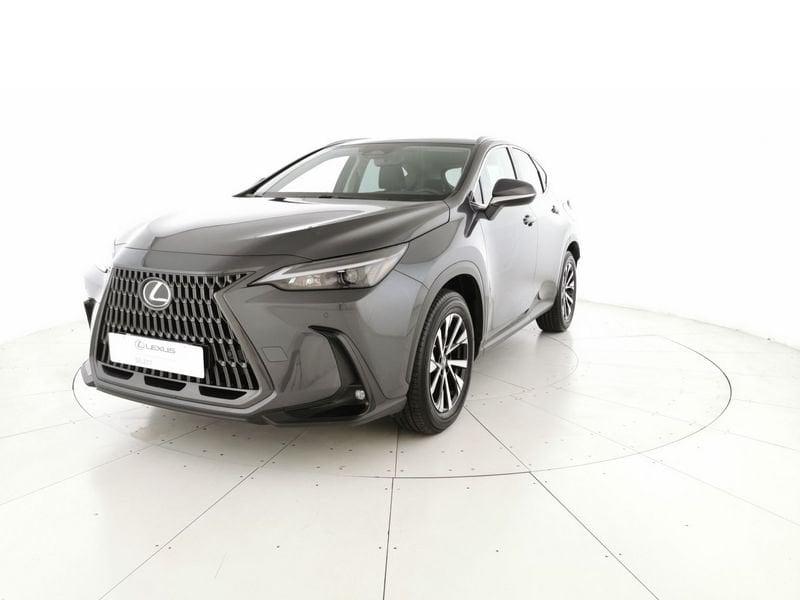 Lexus NX 350h 2.5 Premium 4wd e-cvt
