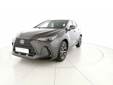 Lexus NX 350h 2.5 Premium 4wd e-cvt