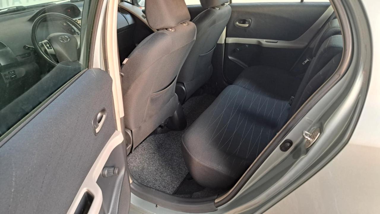 Toyota Yaris 1.3 5 porte