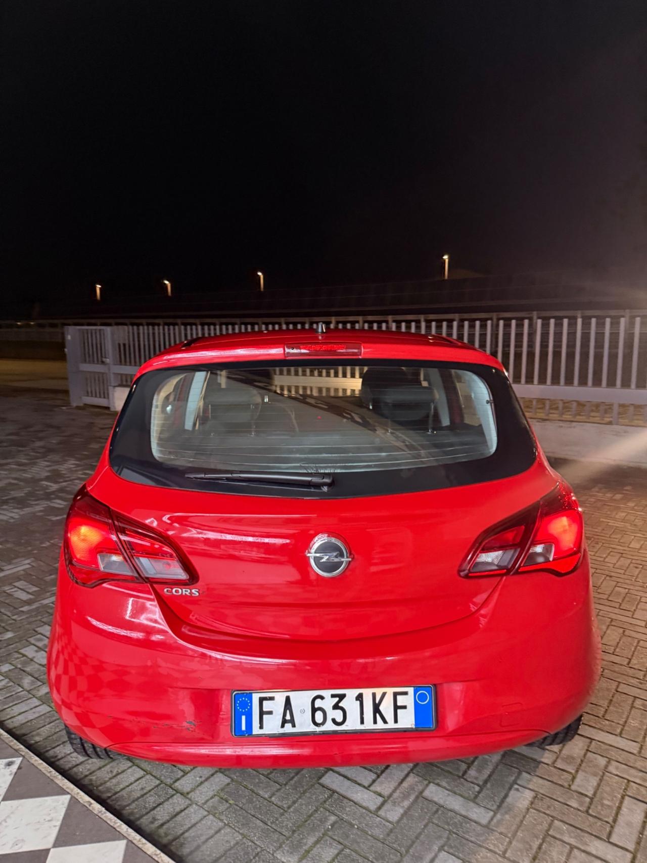 Opel Corsa 1.2 5 porte b-Color