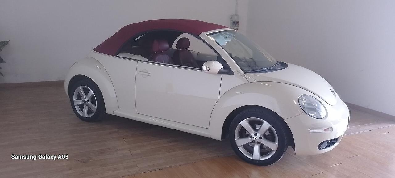 Volkswagen New Beetle 1.9 TDI 105CV Cabrio Lim. Red Edt.