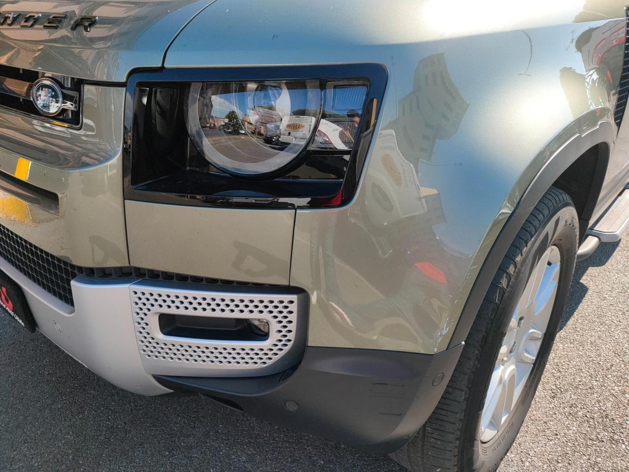 Land Rover Defender 110 3.0D I6 200 CV AWD Auto S
