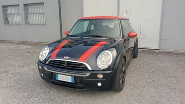 Mini Cooper 1.4 d