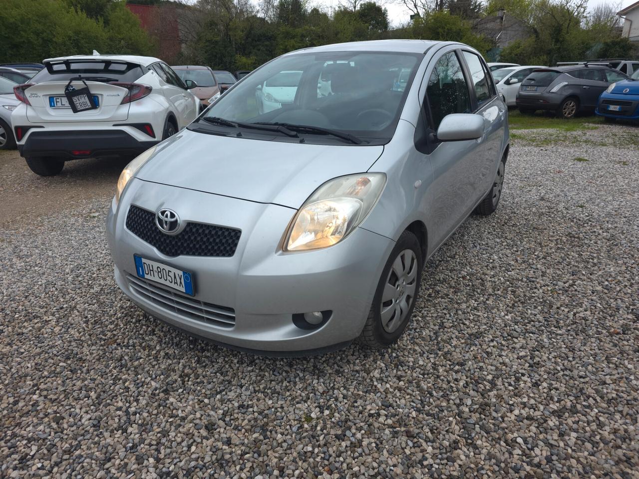 Toyota Yaris 1.3 5 porte Navi