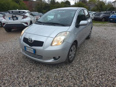 Toyota Yaris 1.3 5 porte Navi