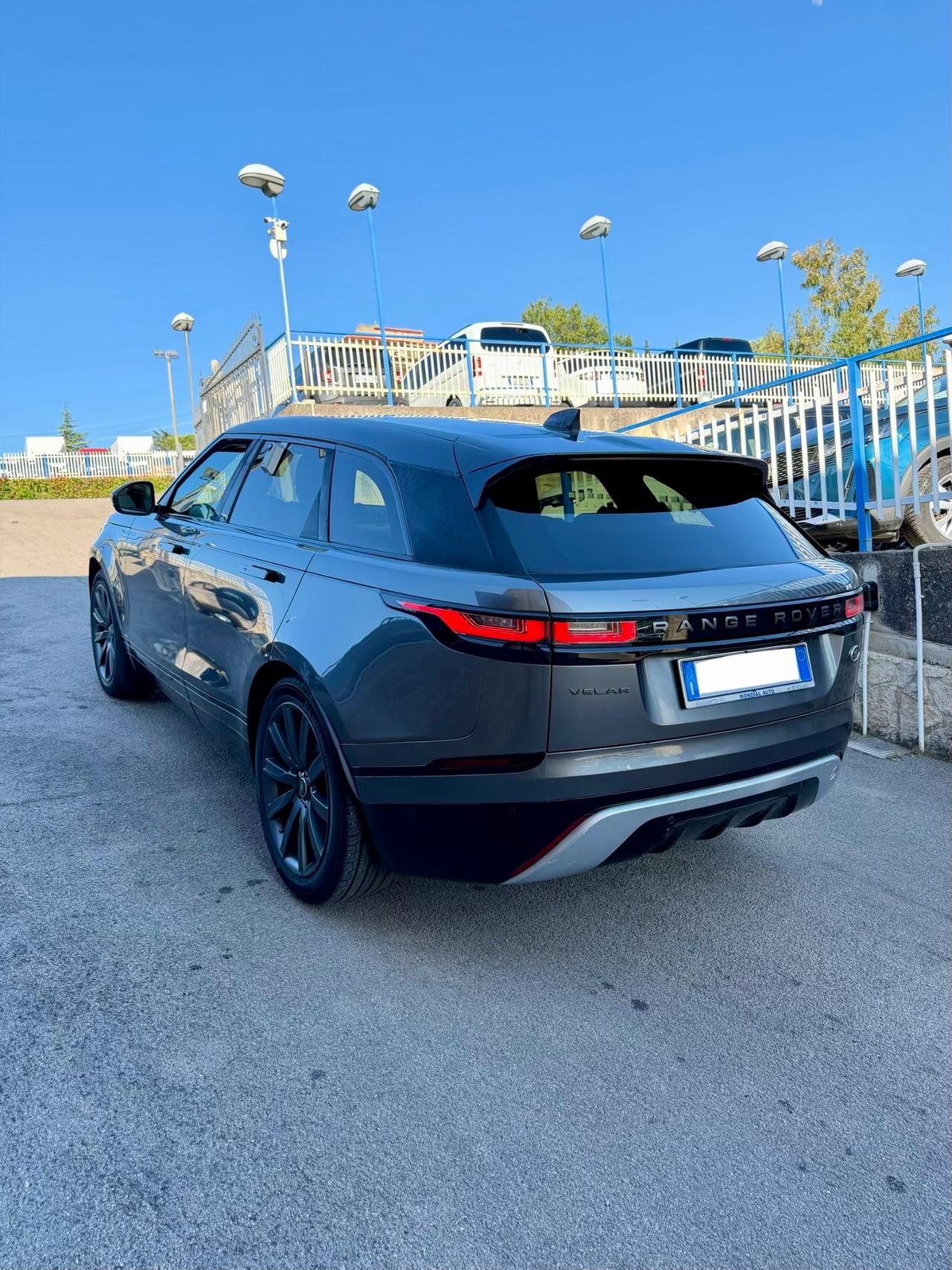 Range Rover Velar 2.0D I4 240 CV R-Dynamic