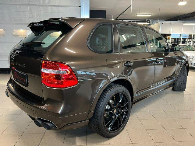 PORSCHE Cayenne 4.8 Turbo S 550CV COLOR MACADAMIA ! FRENI CARBO !
