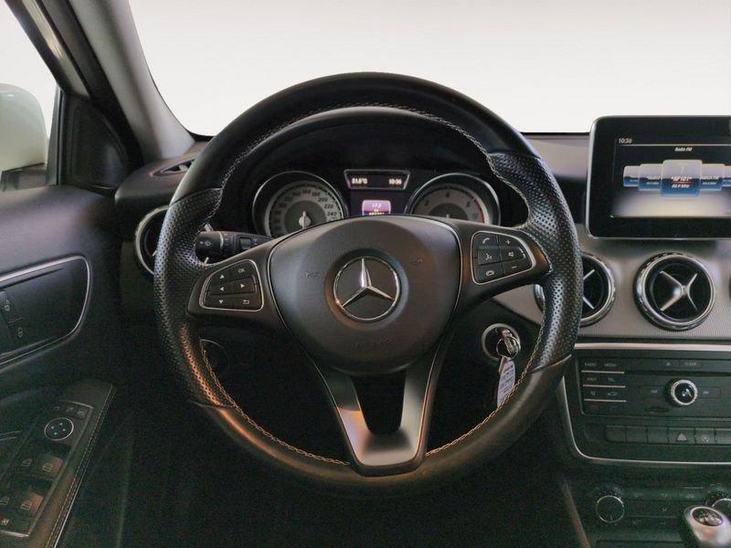 Mercedes-Benz GLA 200 CDI AUTOMATIC Executive