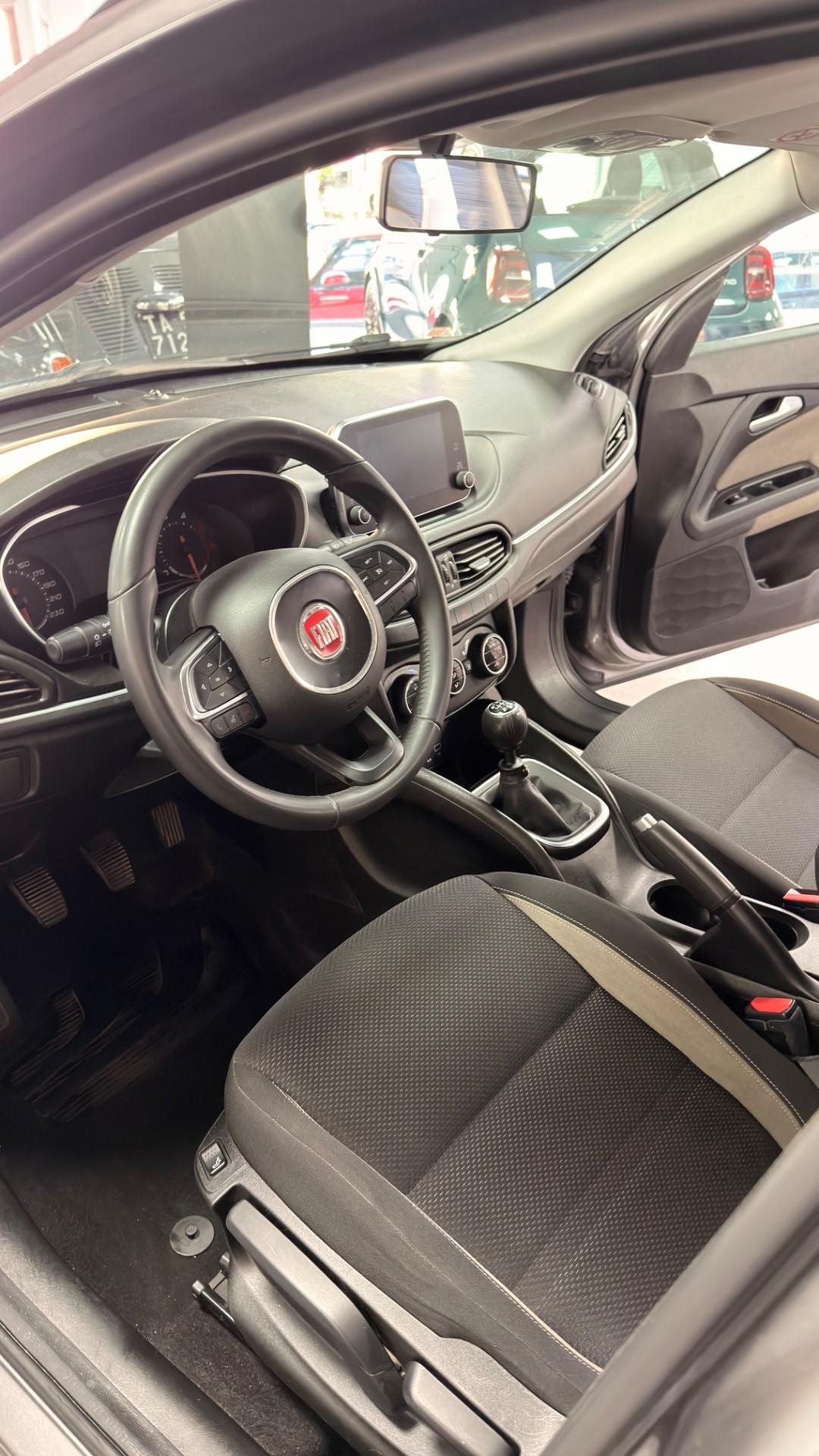 Fiat Tipo 1.6 Mjt S&S SW Lounge