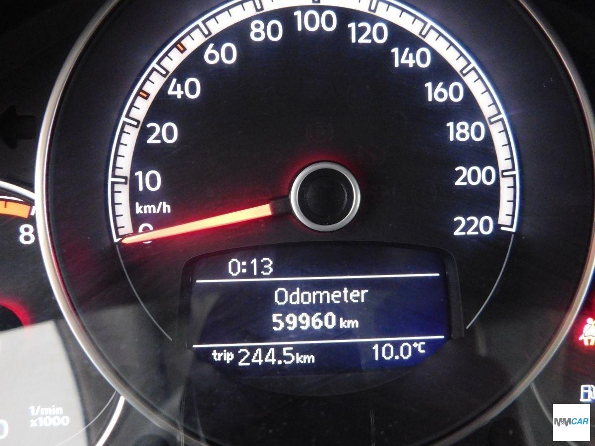 VOLKSWAGEN - Up! - 1.0 5p. move BMT