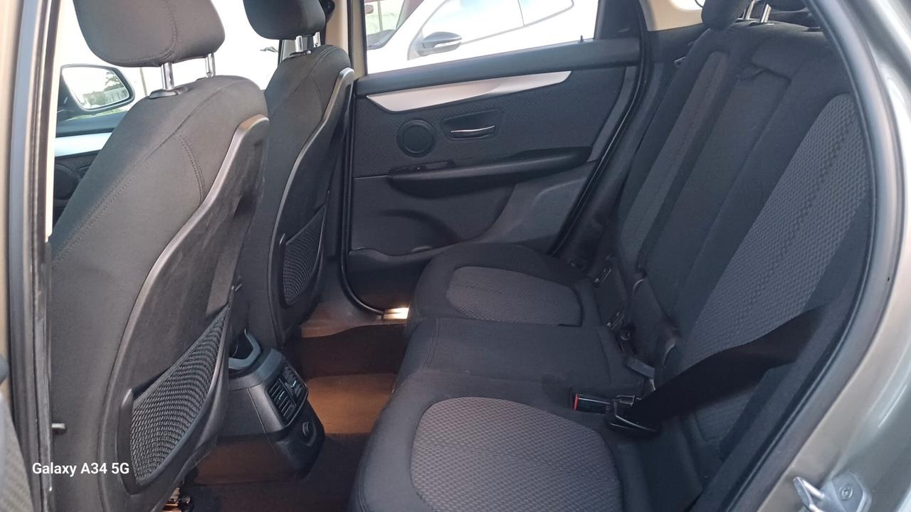 Bmw 2er Active Tourer 218i Luxury