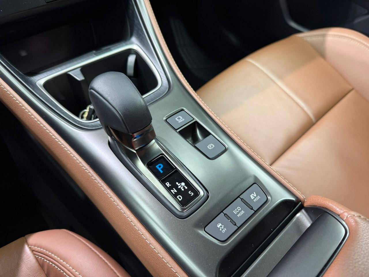 Lexus LBX Hybrid Elegant (116)