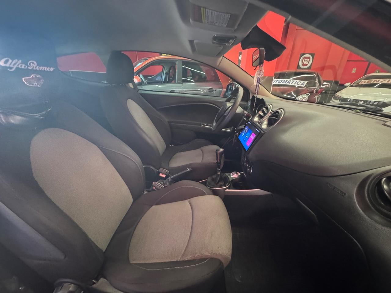 Alfa Romeo MiTo 1.3 JTDm-2 95 CV S&S Distinctive Sport Pack