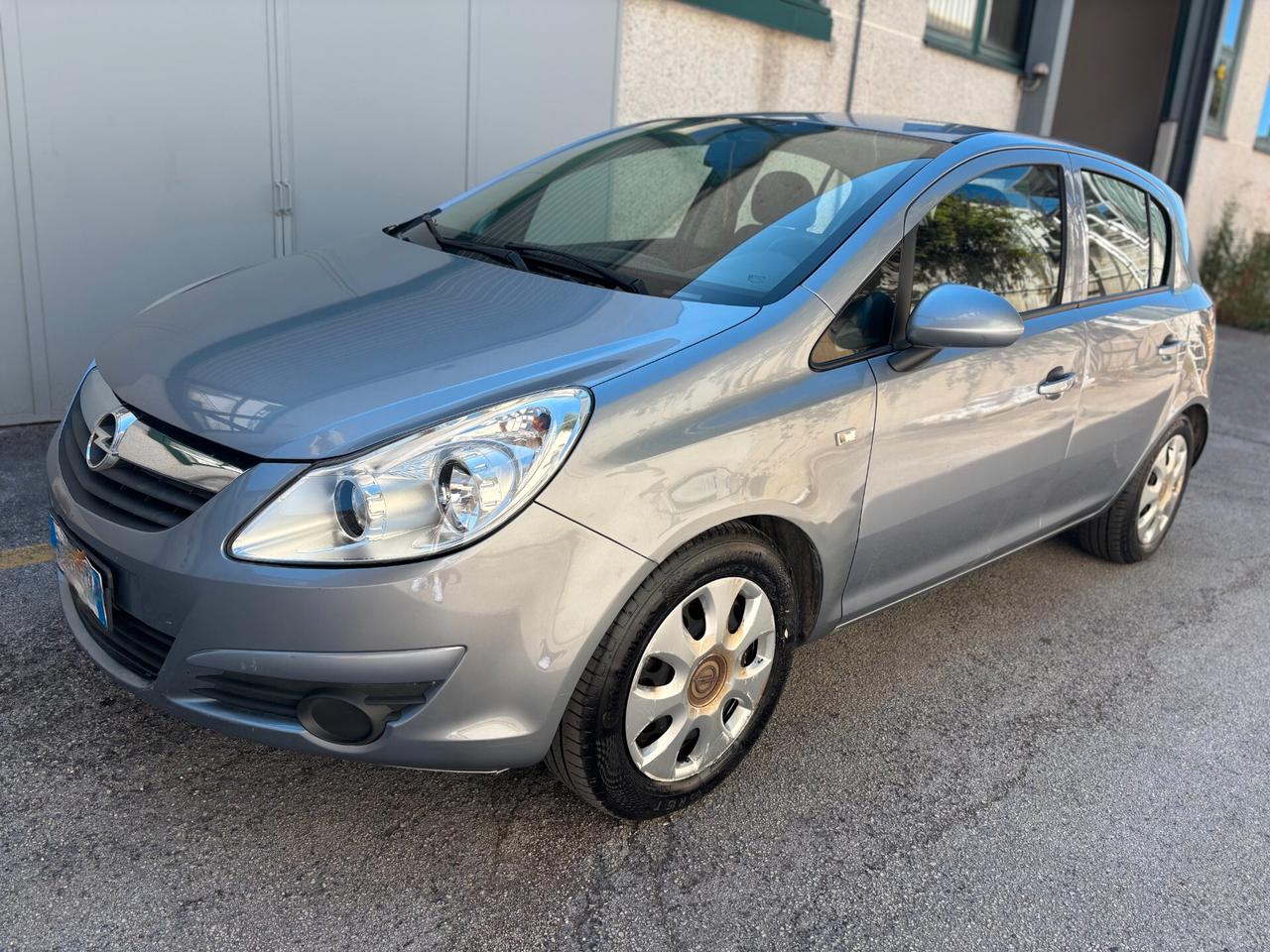 Opel Corsa 1.2 80CV 5 porte GPL OK NEOPATENTATI