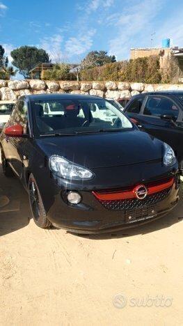 Opel Adam 1.4 Adam black and red