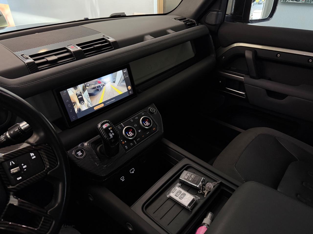 Defender 110 2.0 SD4 240CV AWD Auto 72 Yrs. WEB Edition