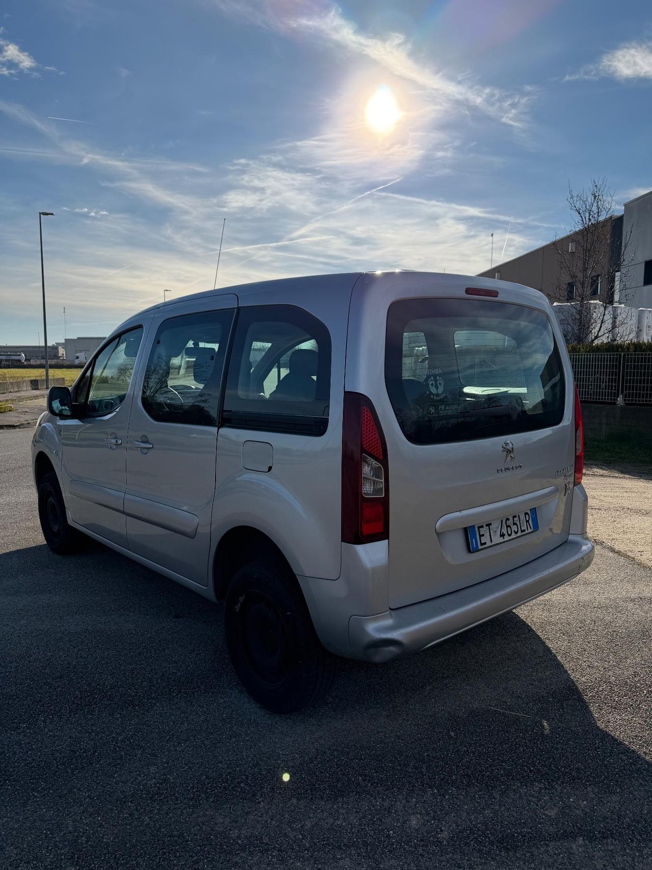 Peugeot Partner Tepee 1.6 HDi 92CV Active 4X4