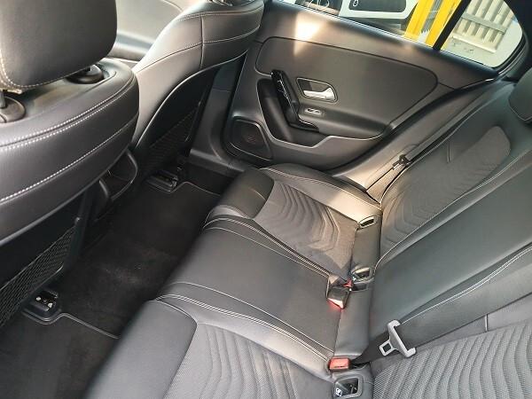 MERCEDES CLASSE 1.5 DIESEL 116 CV BUSINESS AUTOMATICO