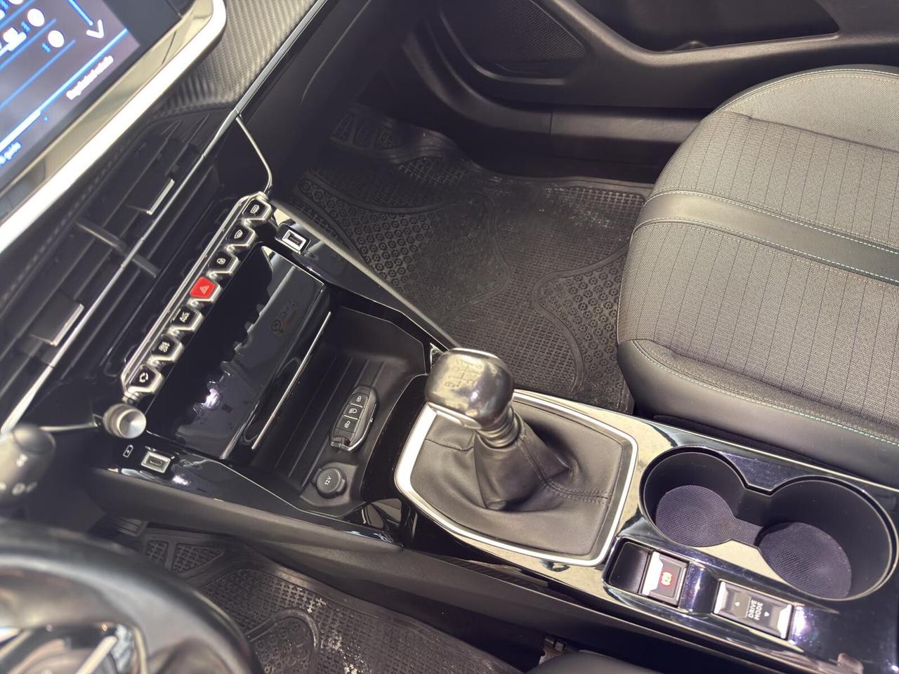 Peugeot 2008 1.2 puretech 100cv Allure Pack 2021