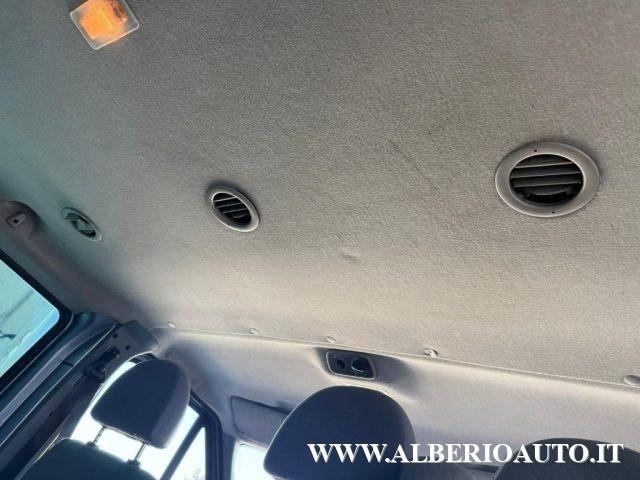 FORD Tourneo 300T 2.2 TDCi/110 CV PC Minibus 9 POSTI