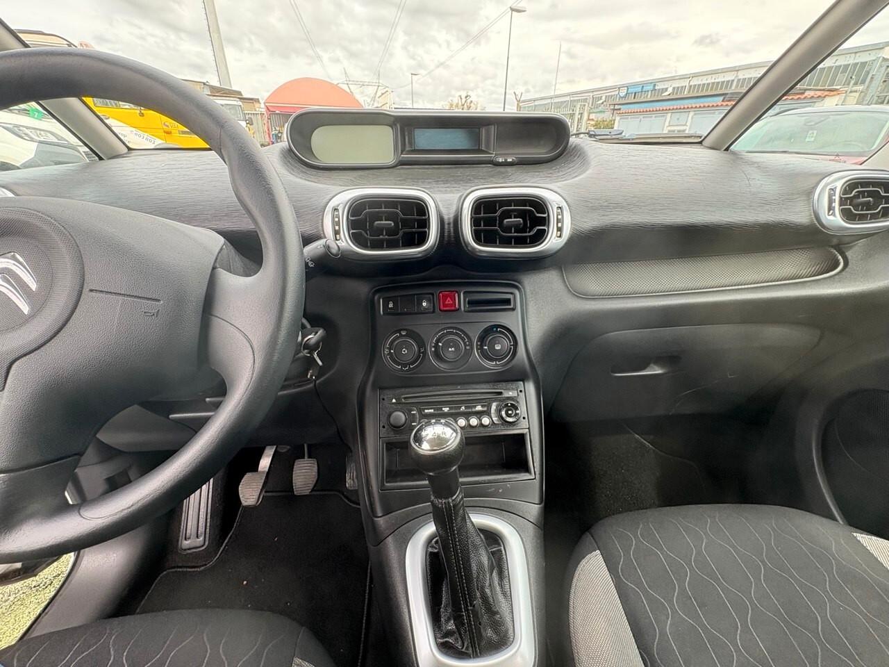 Citroen C3 Picasso 1.6 HDI 9H06 | DIESEL DV6DTED-9HP-9H06 CC 1560 CV 92 KW 68 MULTISPACE, 5