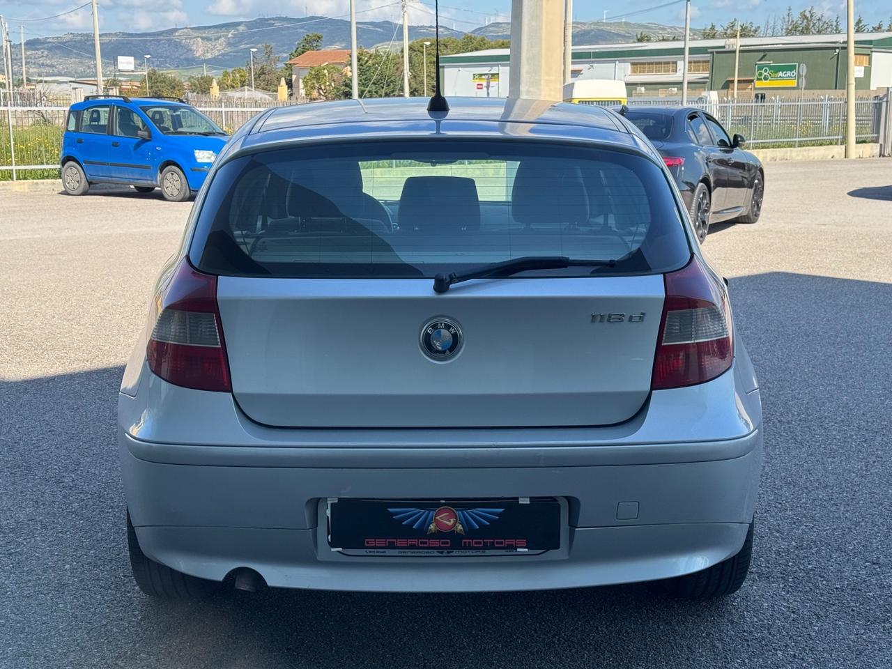 Bmw 118 118d cat 5 porte Eletta
