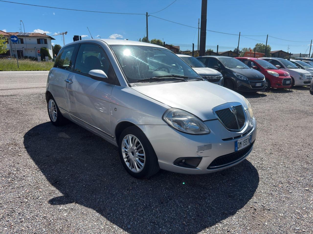 Lancia Ypsilon 1.2 Argento