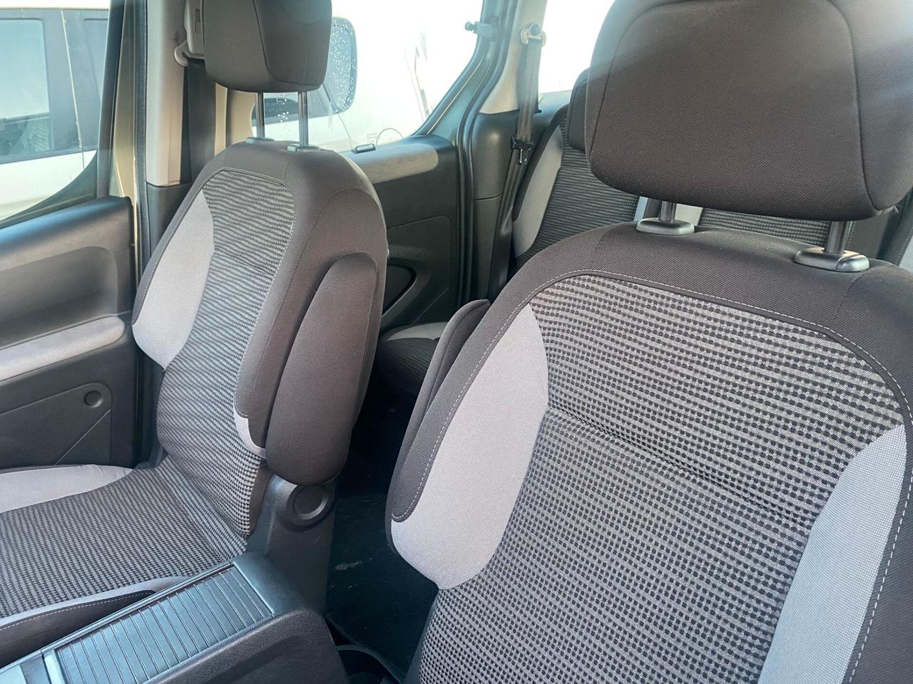Peugeot Partner Tepee 1.6 HDi 112CV Premium