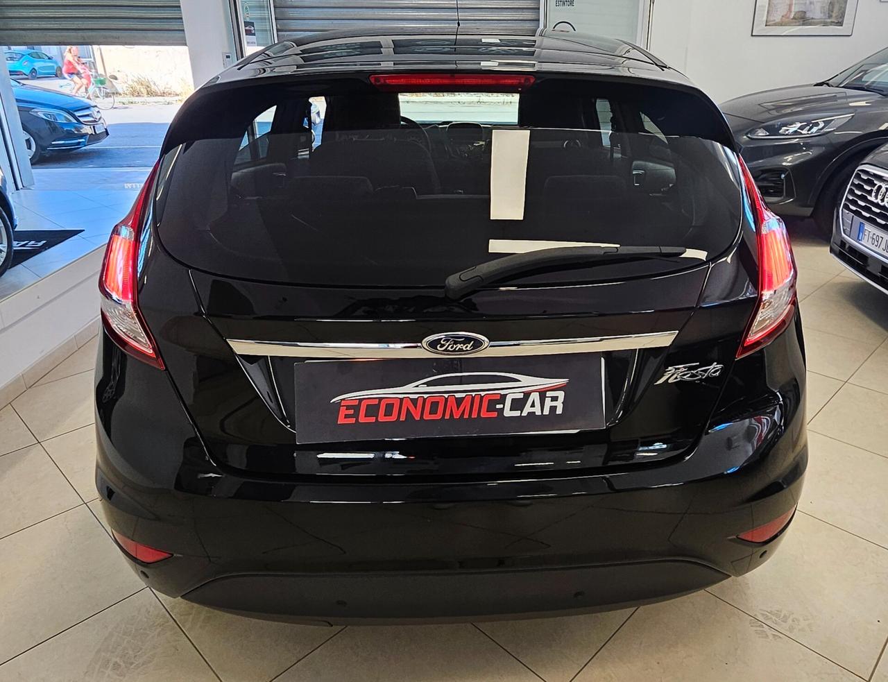 Ford Fiesta 1.5 TDCi 75CV 5 porte Titanium