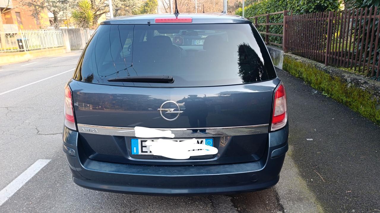 Opel Astra 1.6 16V GPL OK NEOPATENTATI