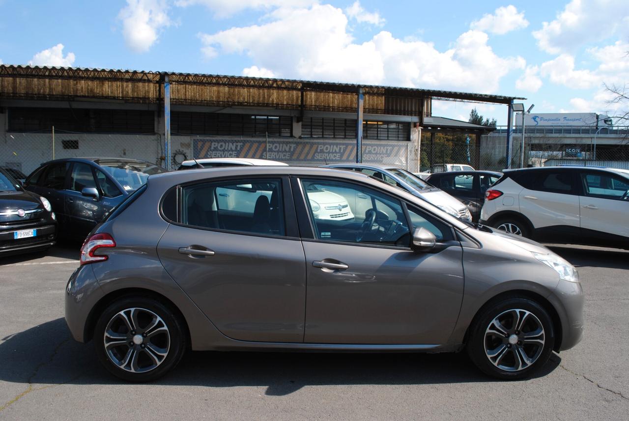 PEUGEOT 208 1.4 HDI 68 CV OK NEOPATENTATI