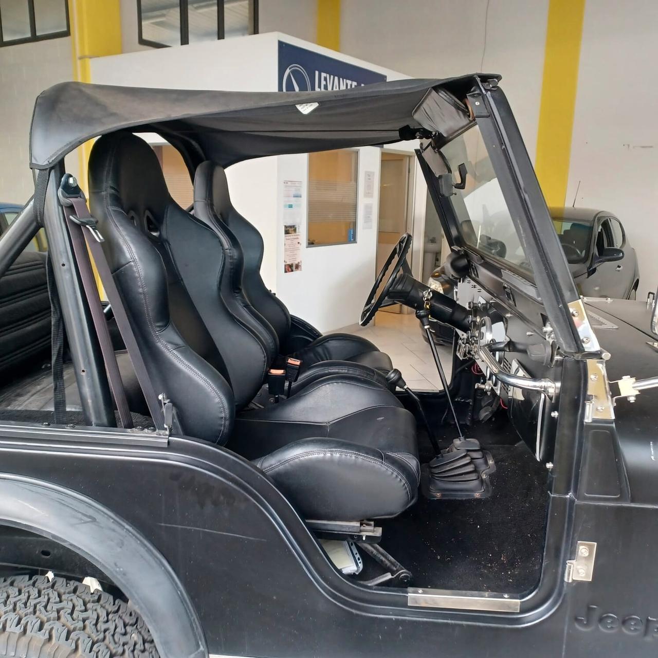 AUTO D'EPOCA INTROVABILE Jeep Renegade 4X4