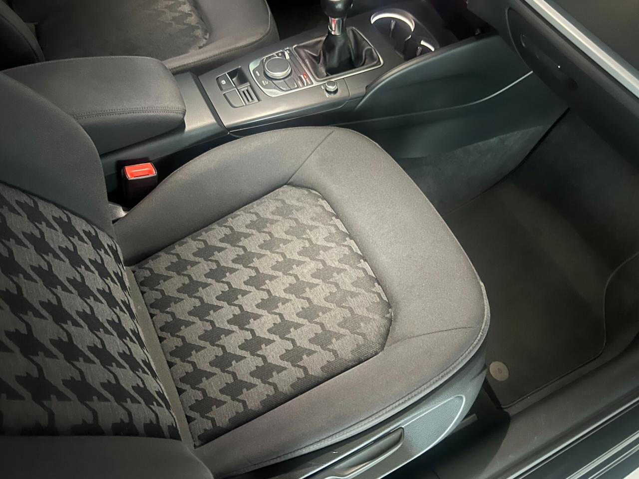 Audi A3 SPB 1.6 TDI 110cv euro 6 ok neopatentati