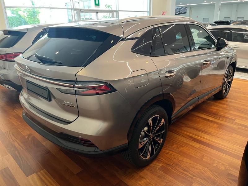 MG HS 1.5 Hybrid+ Luxury