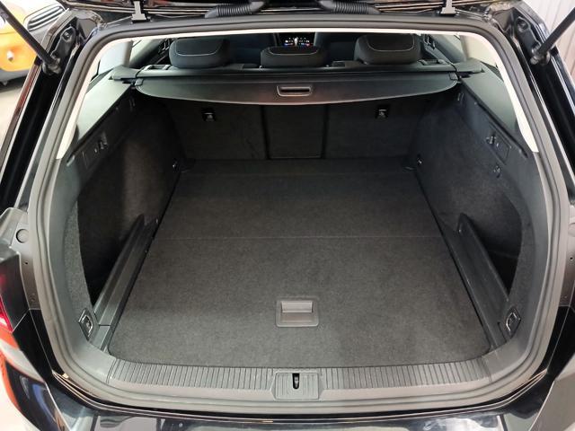 VOLKSWAGEN Passat Variant 2.0 TDI DSG Business + KM SOLO AUTOSTRADA!!!