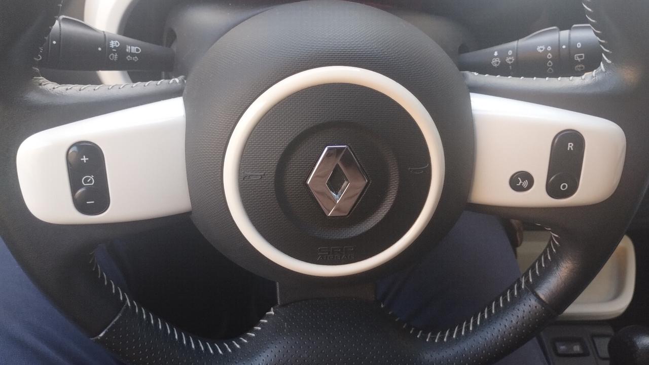 Renault Twingo SCe EDC Lovely