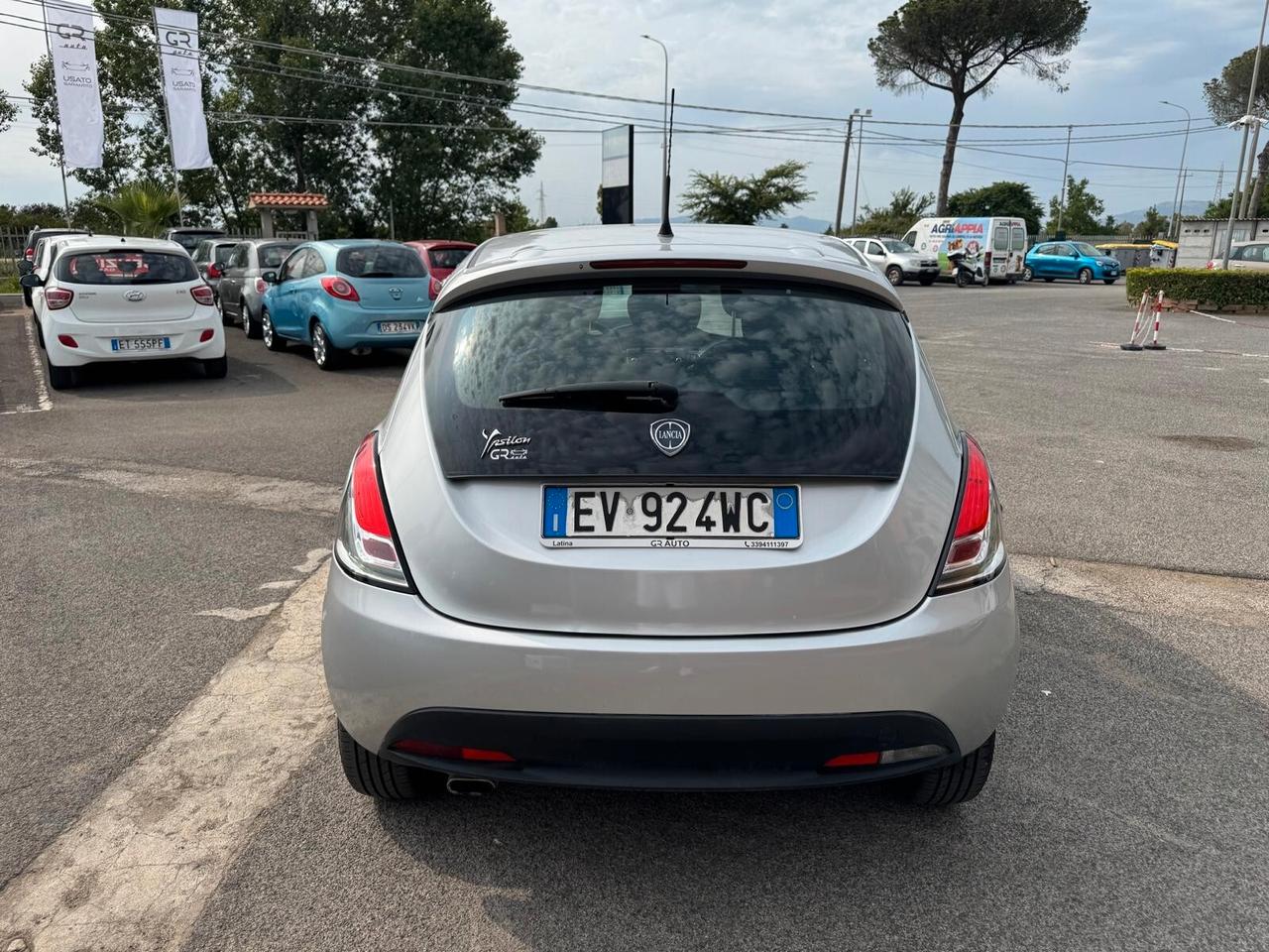 Lancia Ypsilon 1.2 GPL NEOPATENTATI 2014
