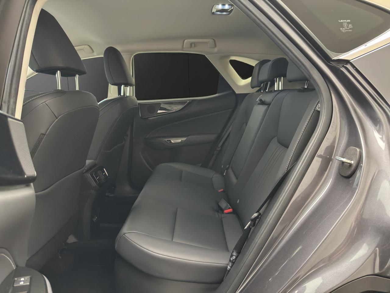 Lexus NX 350h 2.5 Premium 4wd e-cvt