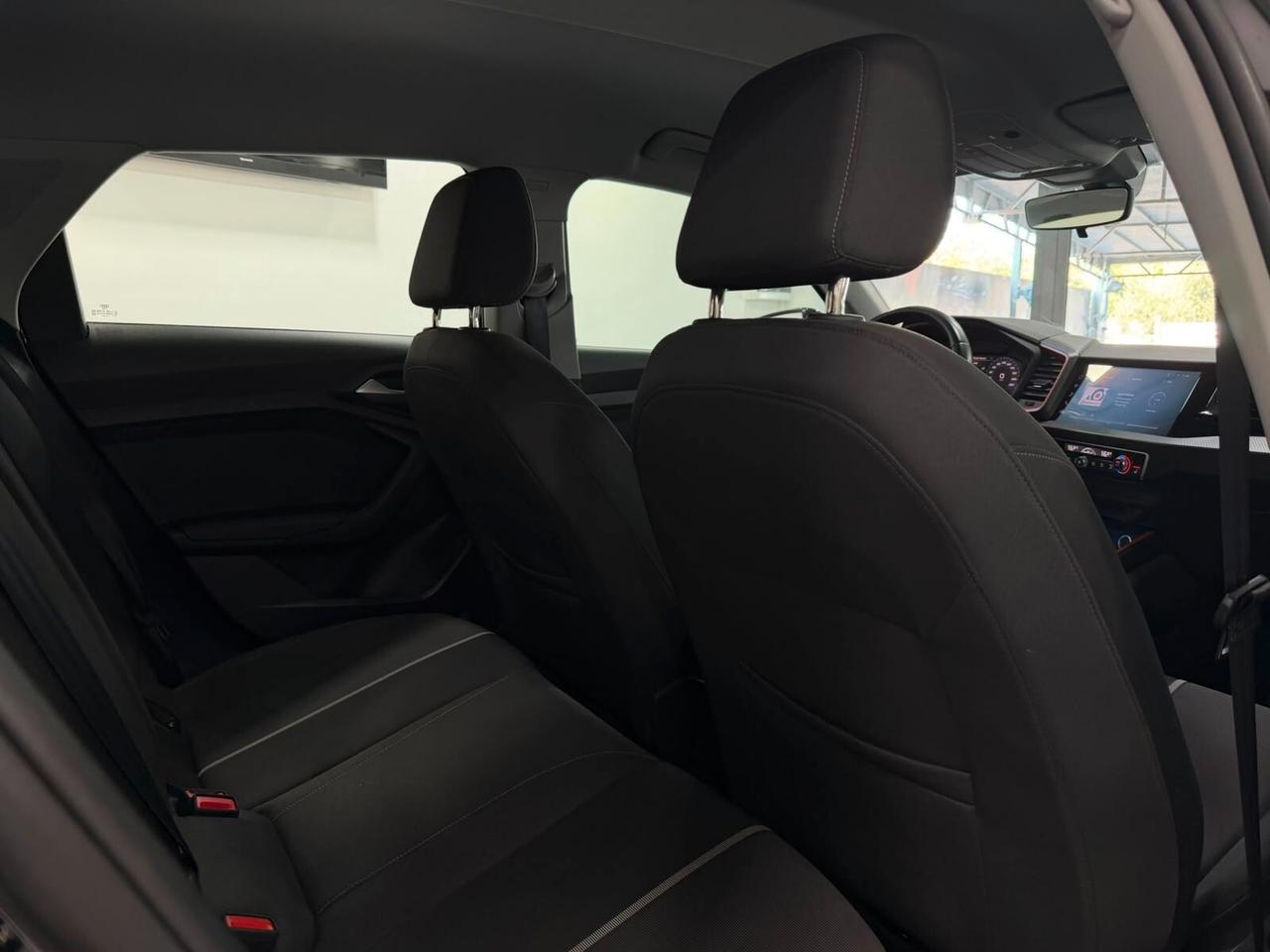 Audi A1 allstreet 30 TFSI S tronic Identity Contrast