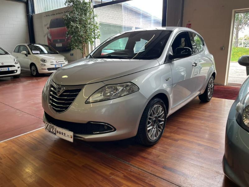 LANCIA Ypsilon 1.2 69 CV 5 porte S&S Gold