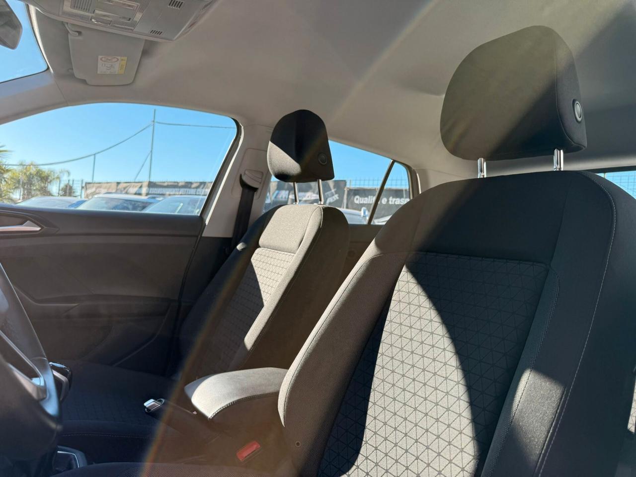 VOLKSWAGEN T-CROSS 2023 1.O BENZINA 95CV 18000KM