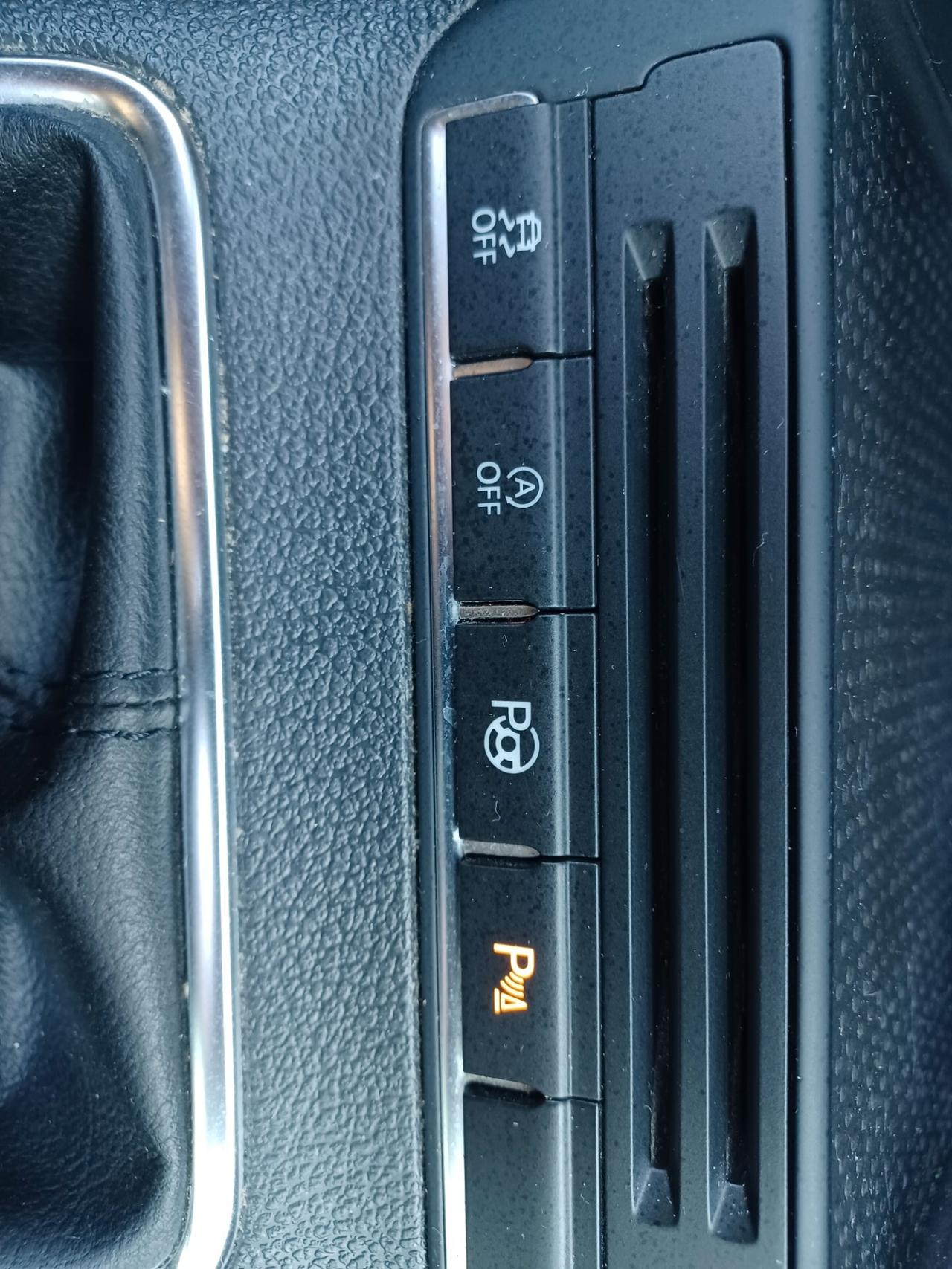 Volkswagen Tiguan 2.0 TDI 140 CV Sport & Style BlueMotion Technology